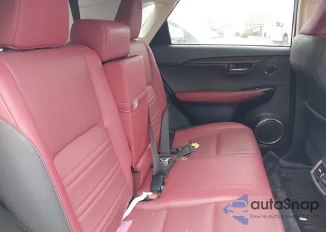 2021 Lexus Nx 300 z USA, uszkodzony, nr VIN JTJDARDZ2M2240928